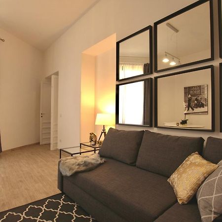 Domus In Laterano Apartment โรม ภายนอก รูปภาพ