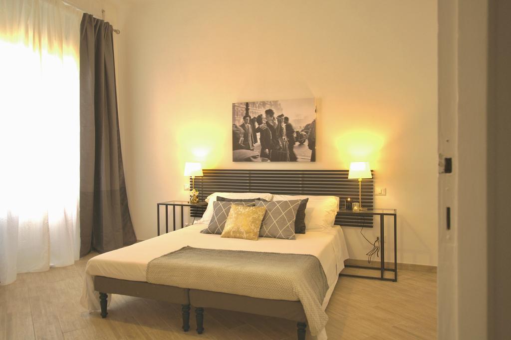 Domus In Laterano Apartment โรม ภายนอก รูปภาพ